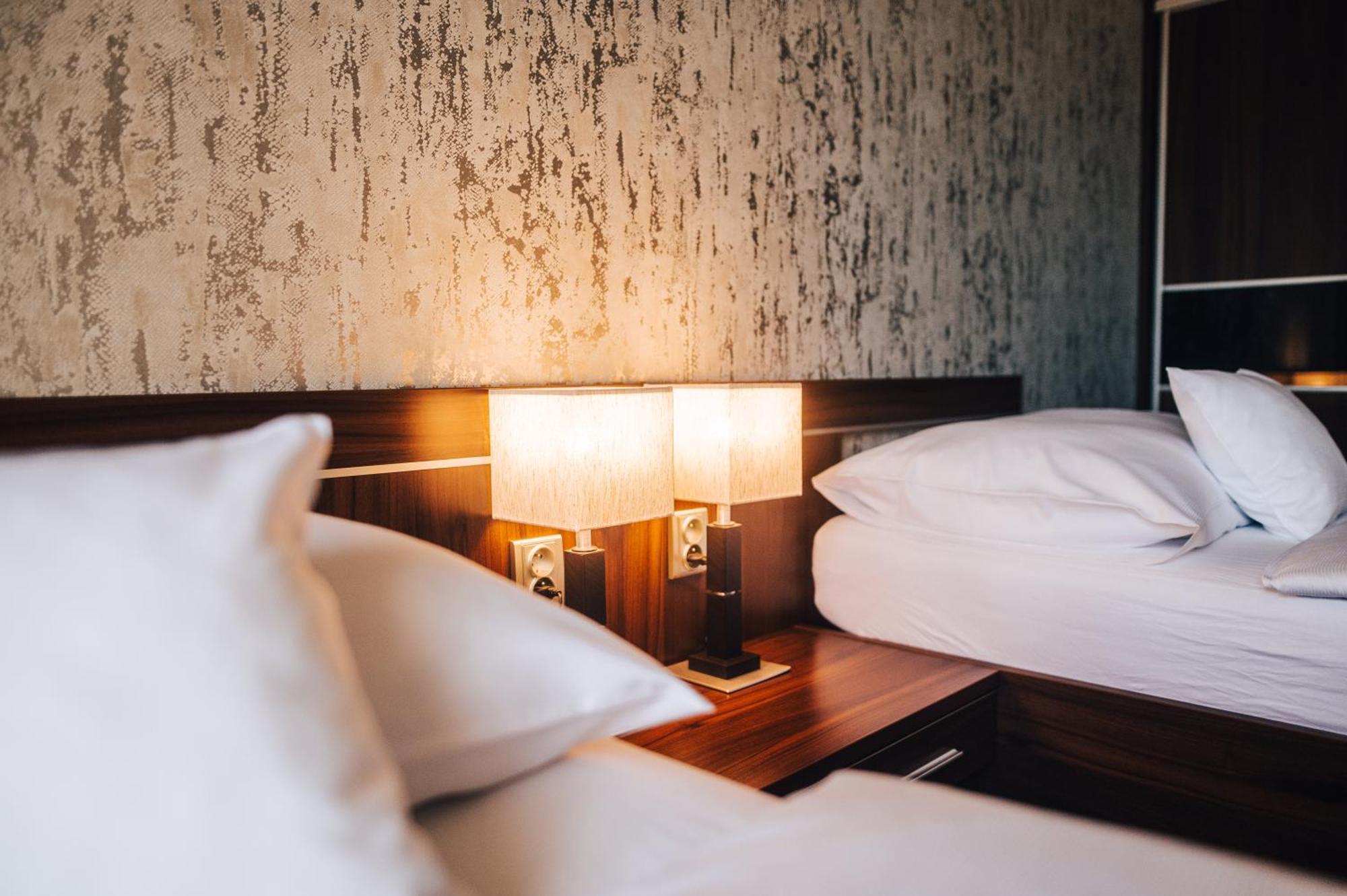 Hotel Elegance Sumperk Luaran gambar